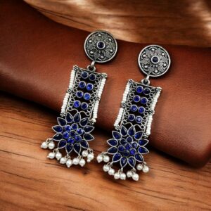 Elegant Brass Stud Earrings with Stunning Stone Detailing for All Occasions