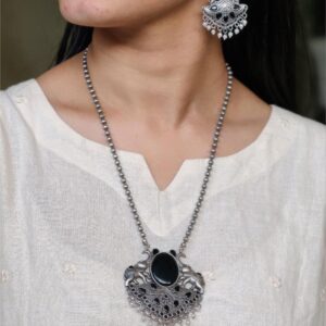 Traditional Elephant Design Necklace Set | Monalisa Stone and Pearl Work Perfect Jewelry For Girls