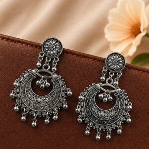 Beautiful Silver Earring Elegant for Stylish Look