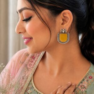 Spider Shape Stud Earring Artistic Design for Traditional  Wear