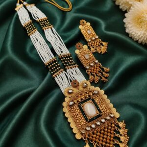Handcrafted Necklace Set Elegant Jewelry for Traditional Look